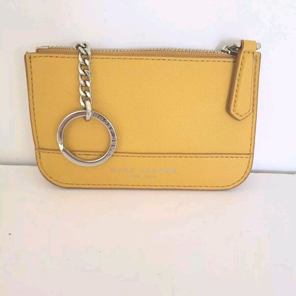 Marc Jacobs Card Key Coin Purse Small Wallet Mustard Yellow Vegan Zip Around - Picture 1 of 9